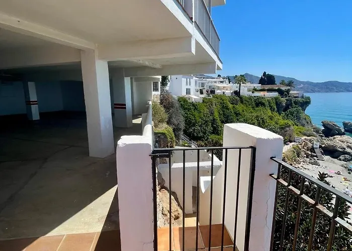 Carabeo - Ocean Views