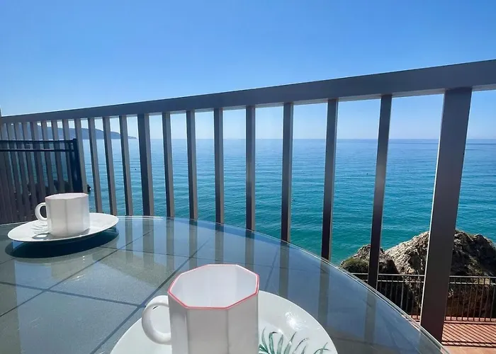 Carabeo - Ocean Views