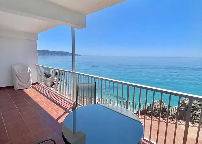 Carabeo - Ocean Views Nerja