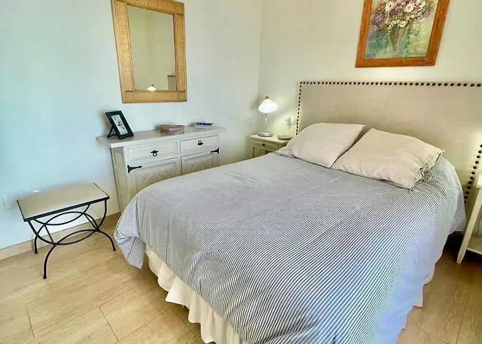 Carabeo - Ocean Views