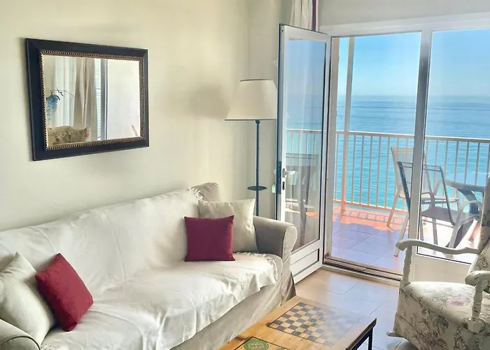 Carabeo - Ocean Views